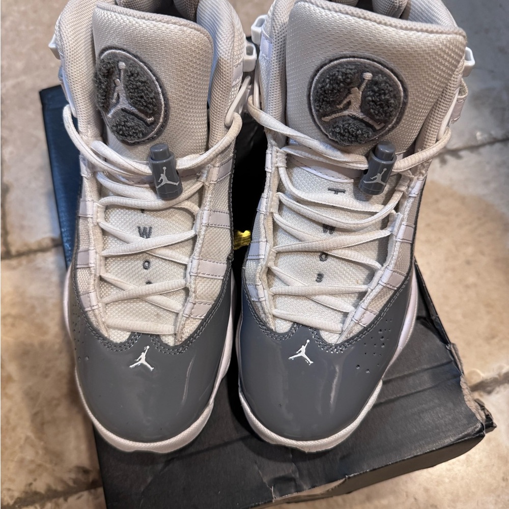 Jordan 6 ring unisex